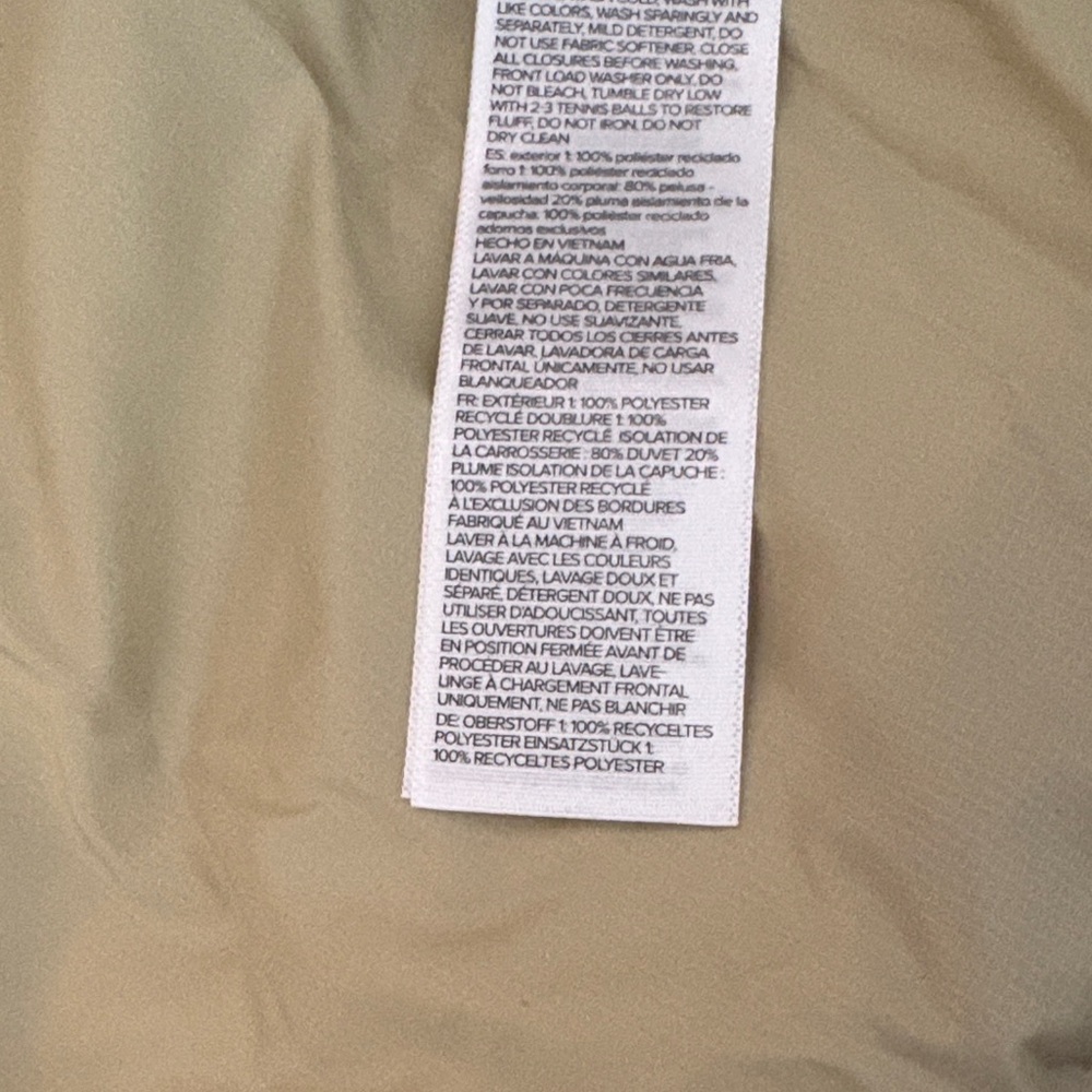 Cotopaxi Women’s NWT Beige Puffer Jacket with under layer 🦙 🏔️ - Picture 9 of 14